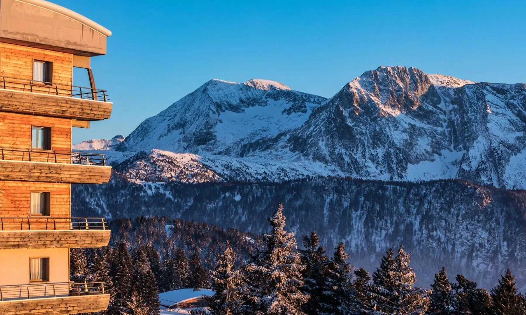 *** Aparthotel Appartement 3 Pieces Cabine 6/8 Personnes Mae-2004 Chamrousse France